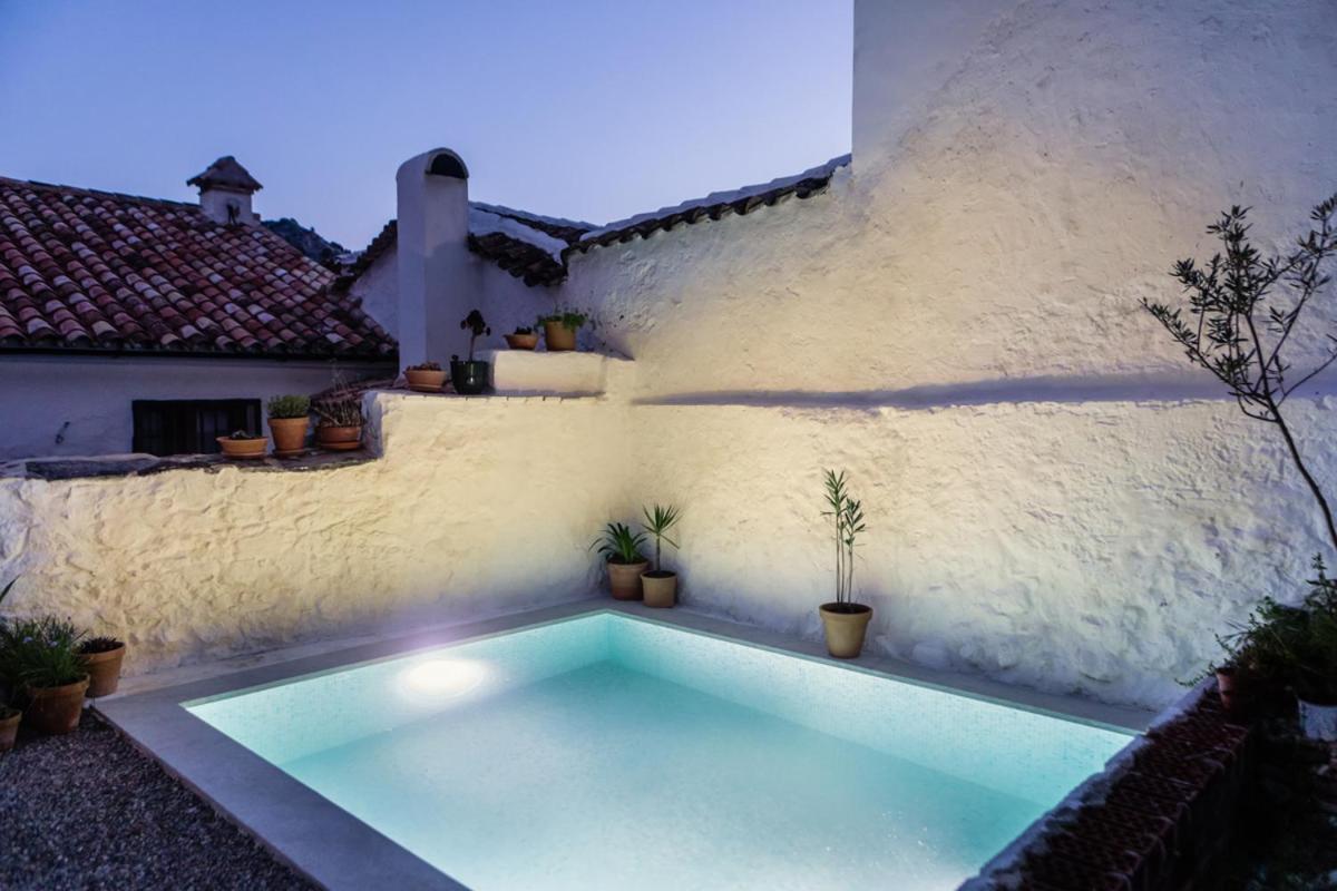 Casa De Los Cuadros Villaluenga Del Rosario Luaran gambar