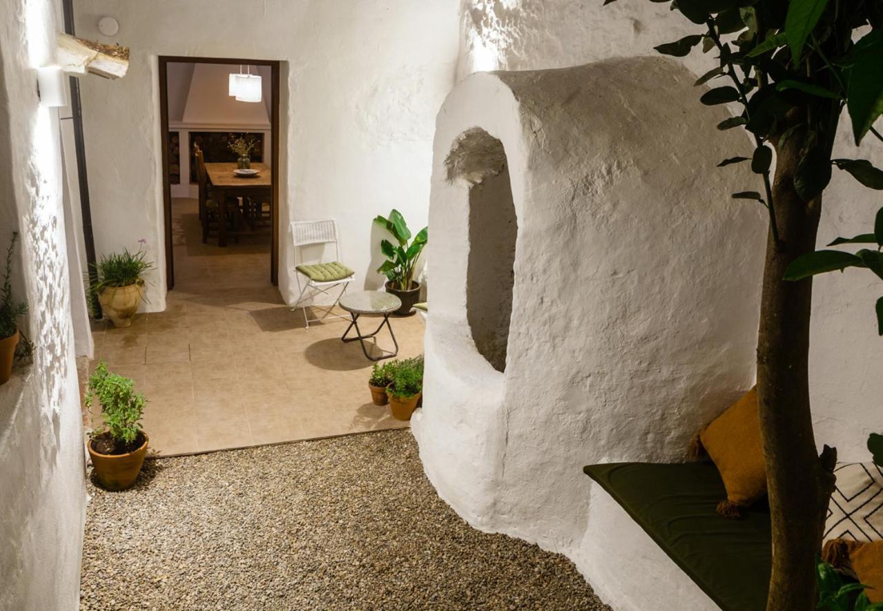Casa De Los Cuadros Villaluenga Del Rosario Luaran gambar