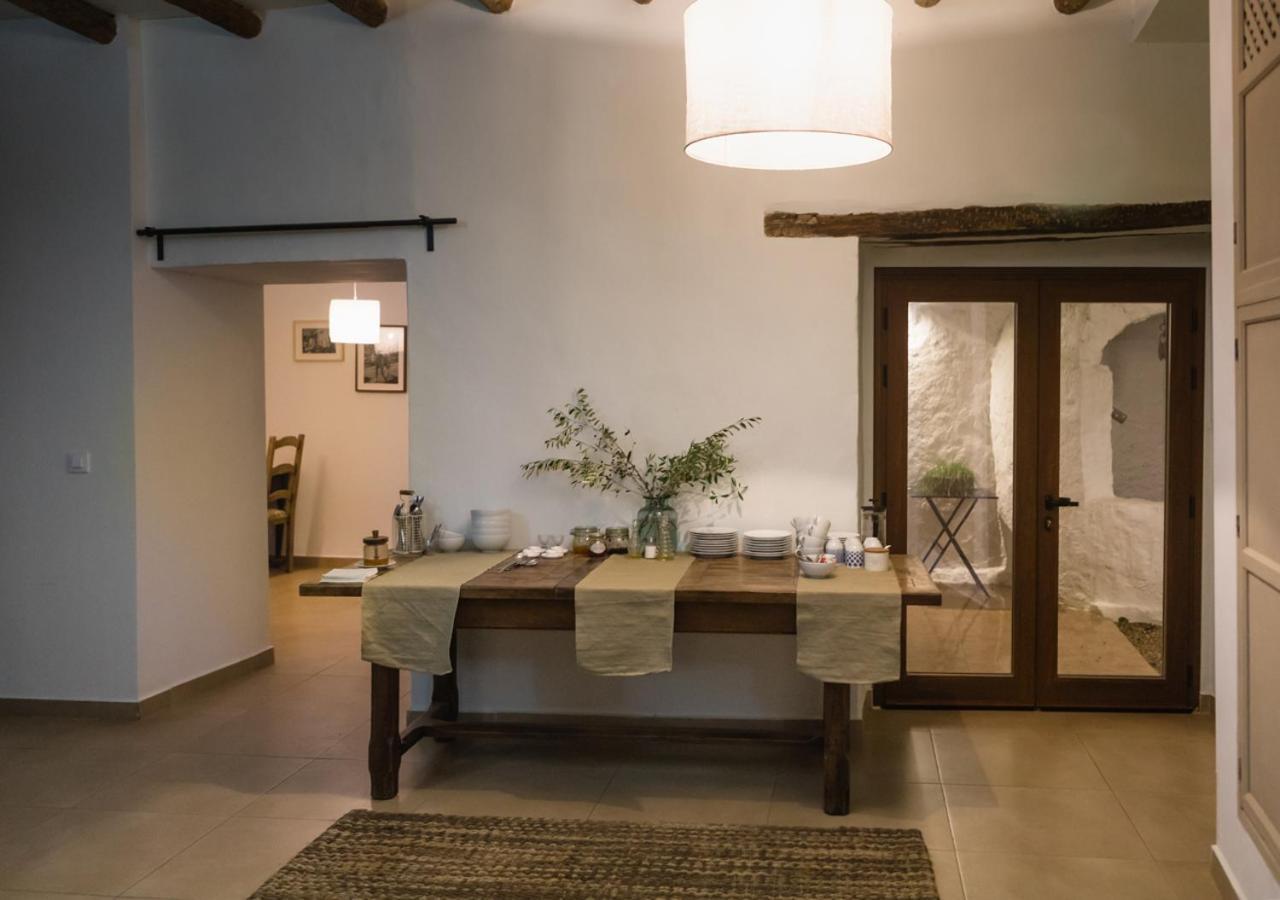 Casa De Los Cuadros Villaluenga Del Rosario Luaran gambar