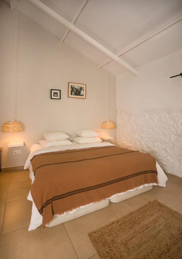 Casa De Los Cuadros Villaluenga Del Rosario Luaran gambar