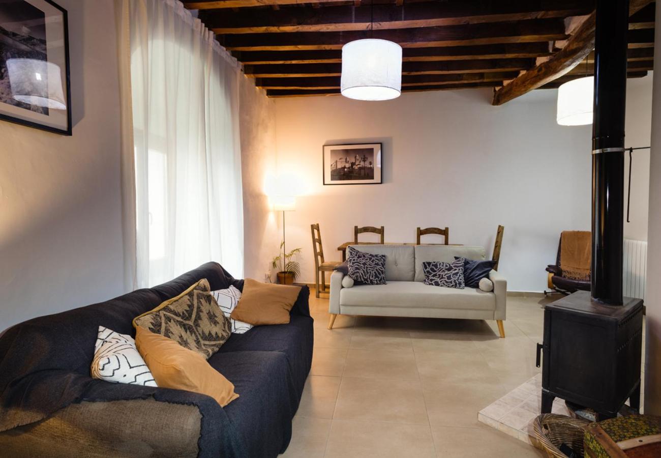 Casa De Los Cuadros Villaluenga Del Rosario Luaran gambar